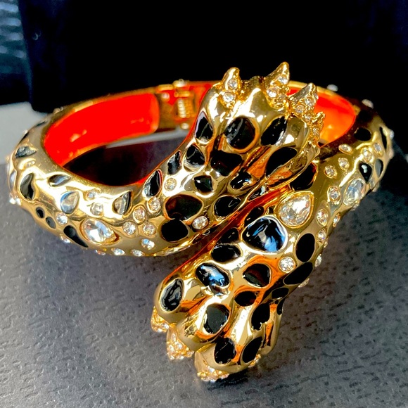 Betsey Johnson Jewelry - Betsey Johnson leopard paws bracelet